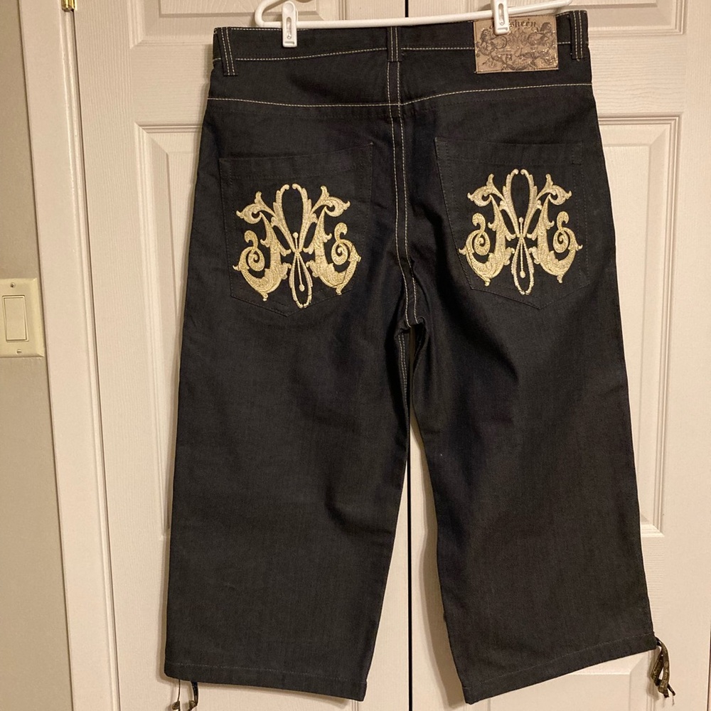 Miskeen denim capris / crops size 38. NWOT